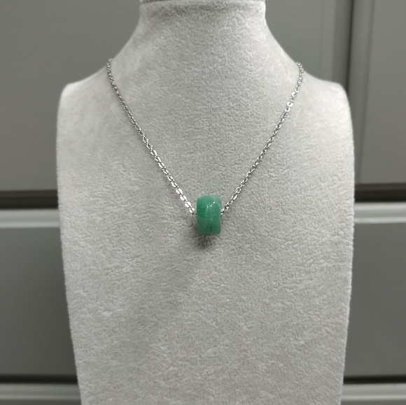 Green Aventurine Necklace Natural Gemstone Crystal Pendant Stainless-Steel 17.7" - Picture 3 of 17